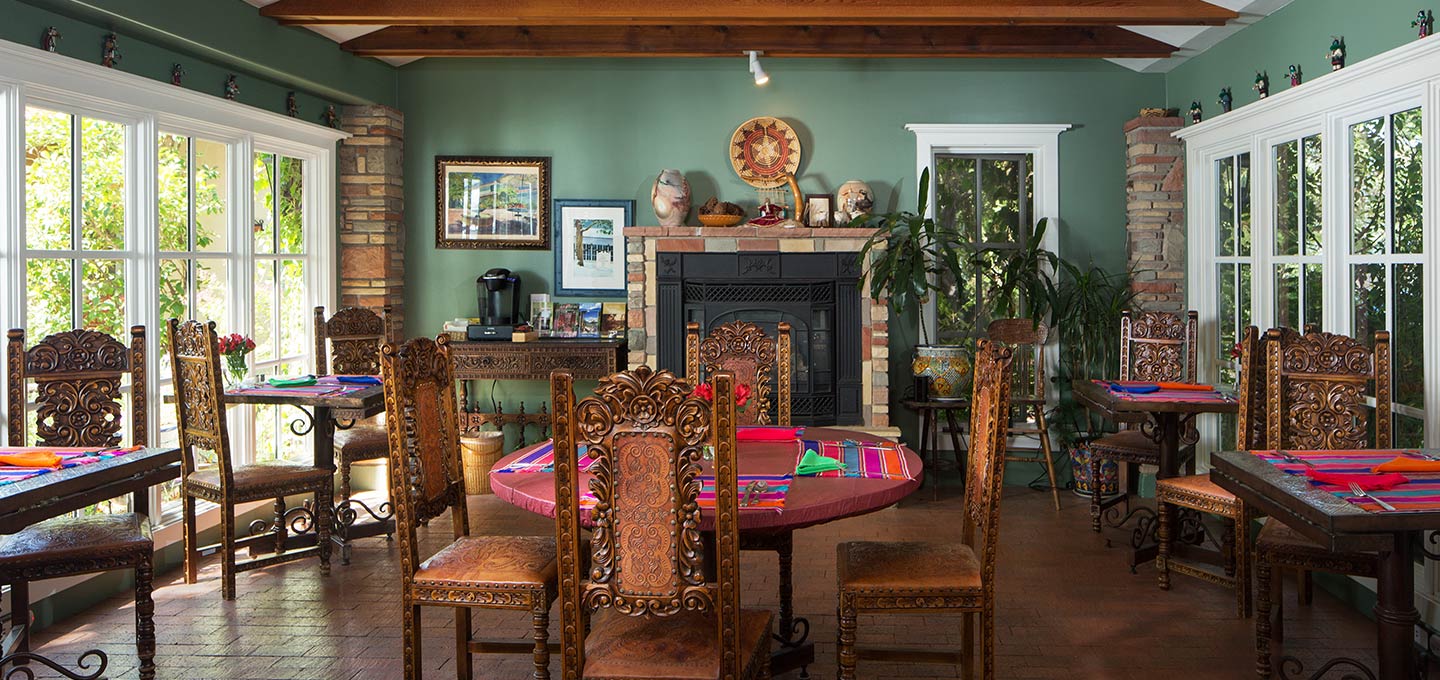 Farmington New Mexico Accommodations|Casa Blanca Inn & Suites Official Site